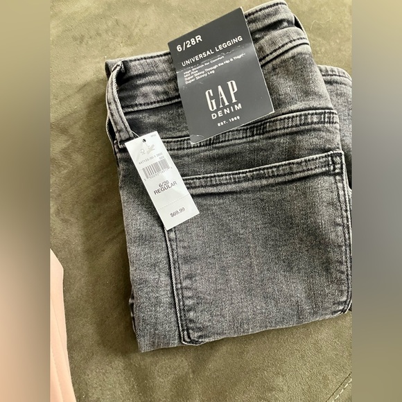 Gap Factory Gray Wash Universal Legging Jeans NWT - Picture 5 of 6